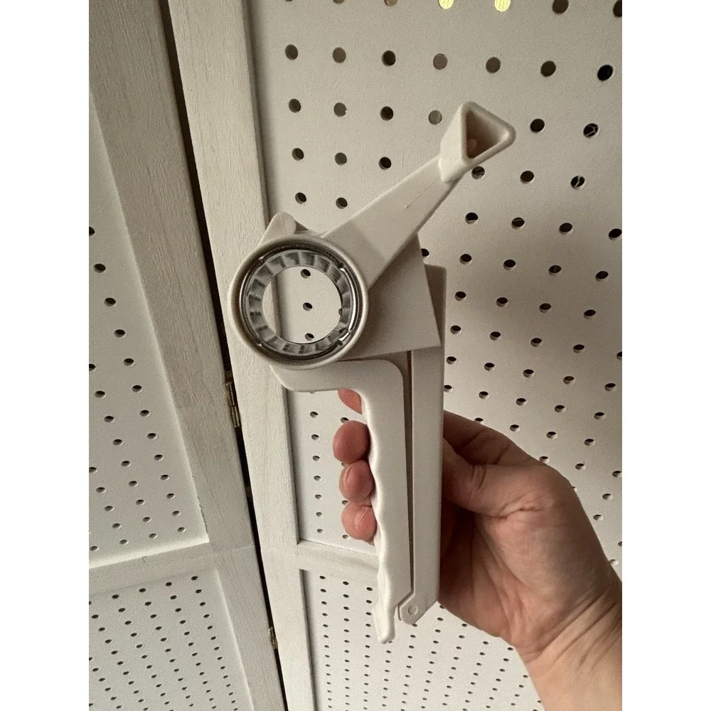 Ekco Cheese Grater Rotary Hand Crank White‎ Plastic / SS Vintage?